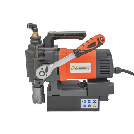 BERNARDO MD 3850 Mágnestalpas fúrógép