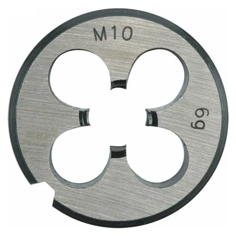 Menetmetsző - M8